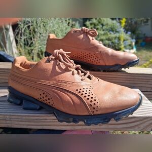 Puma Golf Titan, Outlast Technology Temp. regulation, Power Vamp , Mem Foam.